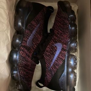 Lightly used Nike vapormax shoes